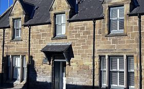 No. Ten Guesthouse